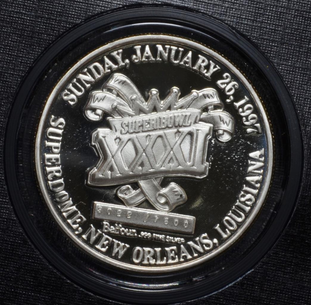 Patriots vs Packers, 1996 Super Bowl XXXI, Art Round, 1oz 999 Fine Silver